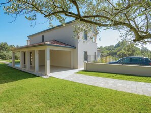 House - Villa Frida by Interhome (Vižinada)