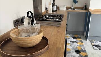 Room, 1 Bedroom | Interior