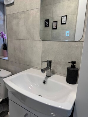 Zimmer, 1 Schlafzimmer | Badezimmer