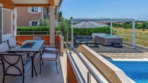 Outdoor dining - Villa Lotus 13F by Interhome (Pula)