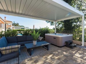 Terrace - Villa Lotus 13J by Interhome (Pula)