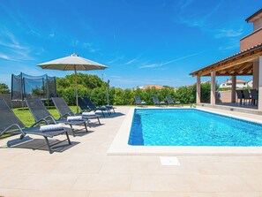 Pool - Villa Enjoy by Interhome (Pula)