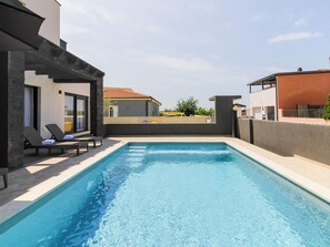Pool Outdoor - Villa MAENI by Interhome (Pula)