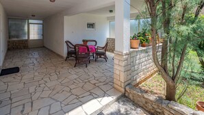 Outdoor dining - Apartment 1699 by Interhome (Fažana)