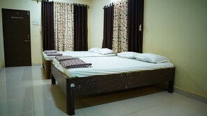 Family Room - Swapnali Beach Resort (Chikani)