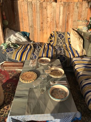 Outdoor dining - Hütte "Fischerhütte" mit Terrasse by Interhome (Tamri)