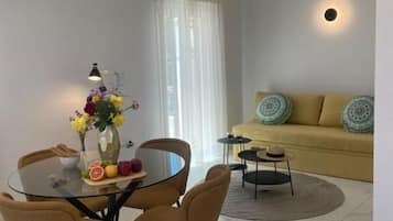 Superior Apartment, Balcony, City View | Interior