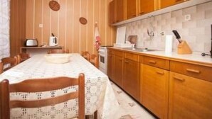 Private kitchen - Große Ferienwohnung in Novigrad mit Schönem Garten by Interhome (Buzinija)