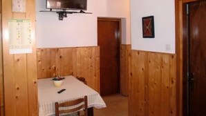 Interior - Große Ferienwohnung in Novigrad mit Schönem Garten by Interhome (Buzinija)