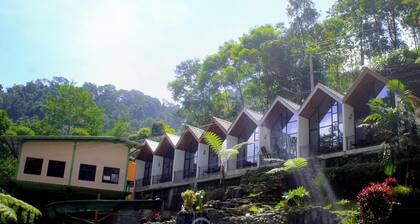 wisata kampung karuhun eco green park