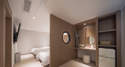 Woryeong Hotel By NewCZ