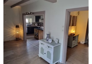 Interior - Large house close to the sea and tourist attractions (Lézardrieux)