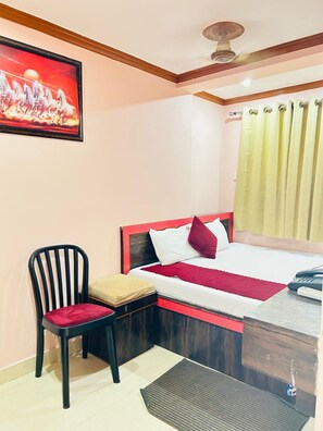 Free WiFi - Aditya Varanasi (Varanasi)
