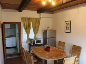 Dining - House Luka by Interhome (Donja Zelina)
