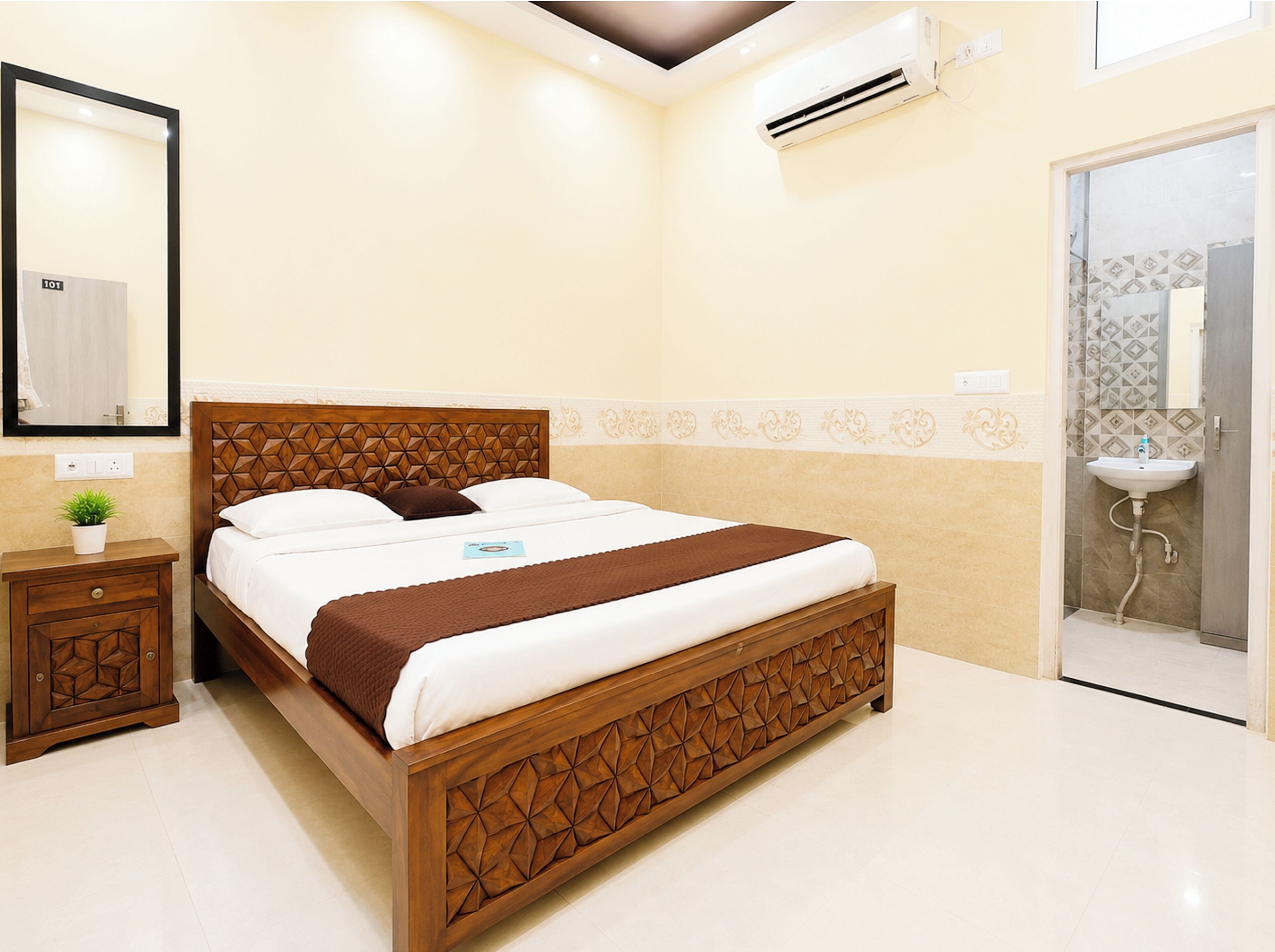 Double Room | Soundproofing, free WiFi