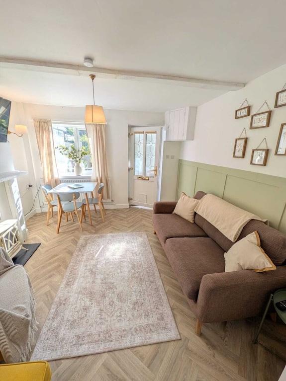 Holly Cottage In The Heart Of Sherwood Forest. Dog And Family Friendly! - Derbyshire