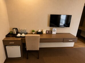 Habitació doble Deluxe, balcó | Interior