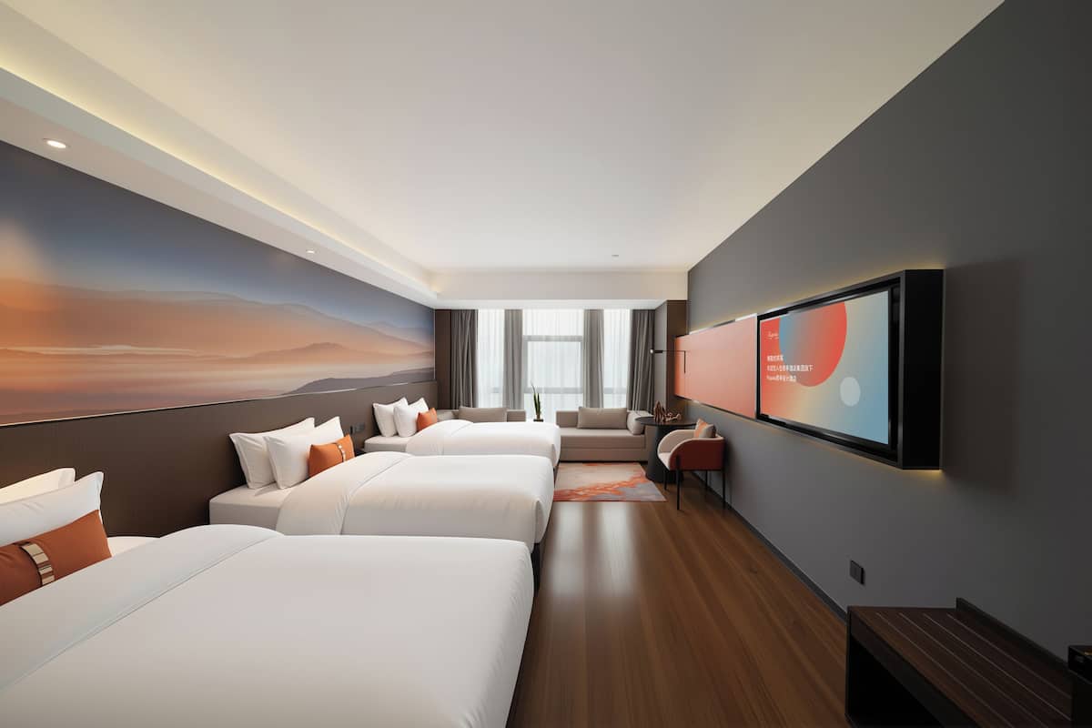 Comfort Triple Room, City View | Free WiFi