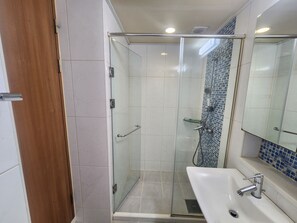 Hair dryer, towels, soap, toilet paper