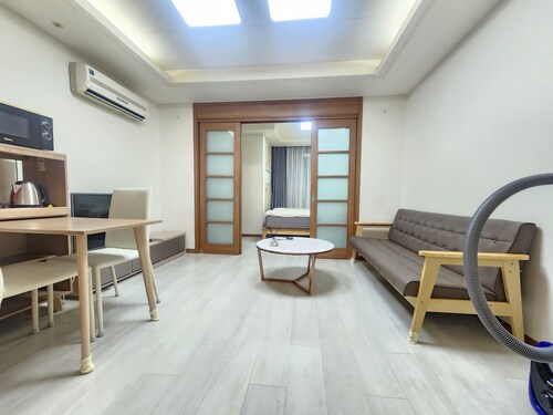 Yeoksam Gangnam 5min Cozy Urban Signature Stay