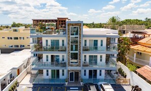 Exterior - Luxurious 3-Bedroom Apartment with Private Balcony in Puerto Plata (Puerto Plata)