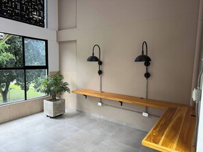 Interior - First floor loft apartment in southern Cali (Cali)