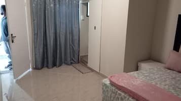 Iron/ironing board, internet, bed sheets, wheelchair access