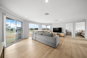 Apartment | Living room