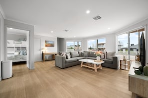Apartment | Living room