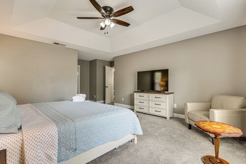 Screened Lanai & Yard! Family Getaway in Apopka