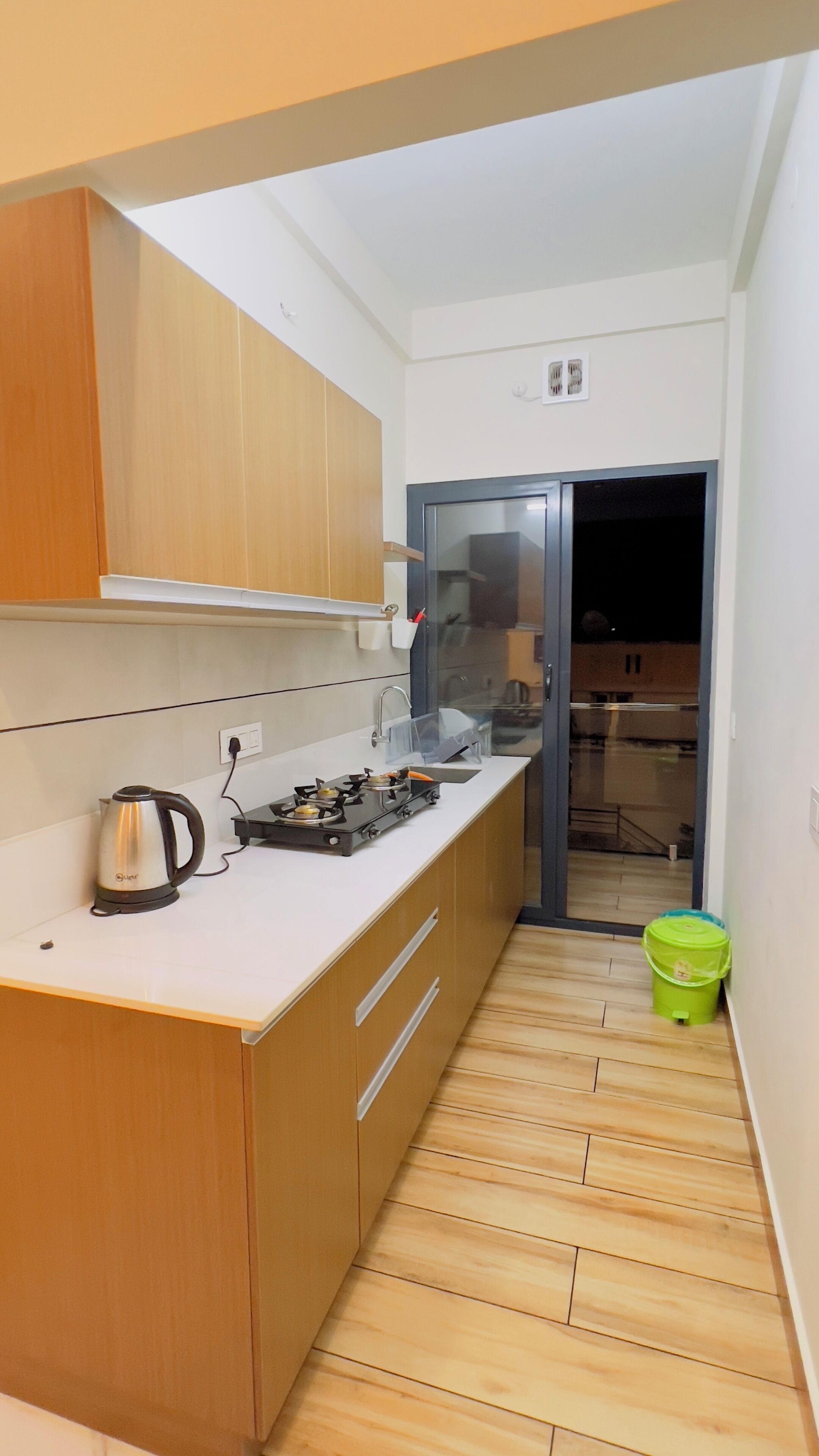 Family Apartment | Dapur peribadi | Peti sejuk, dapur, alat memasak/pinggan mangkuk/perkakas dapur 