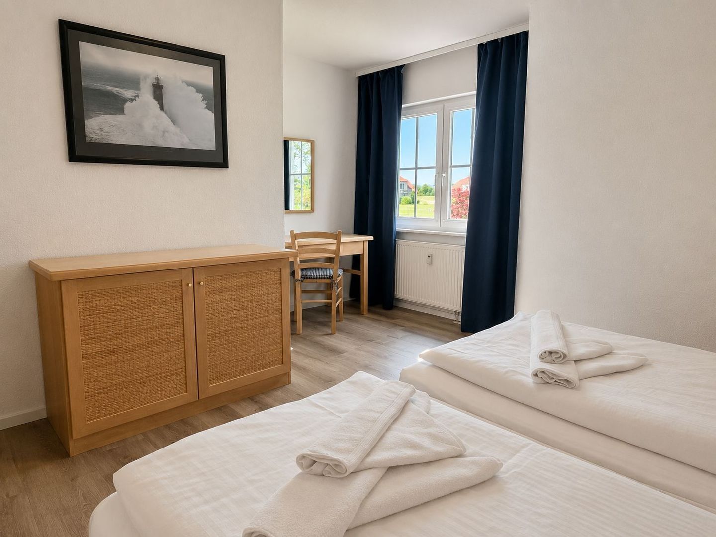 Bureau, Wi-Fi, draps fournis