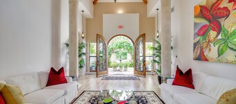 Endless Beach Days! Luxe Vero Beach Home w/ Pool