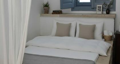 Stay Near the Waves in Grikos
