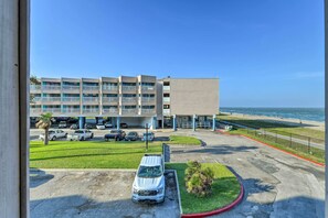 Exterior - Poolside Fun, Ocean Strolls! Corpus Christi Escape (Corpus Christi)