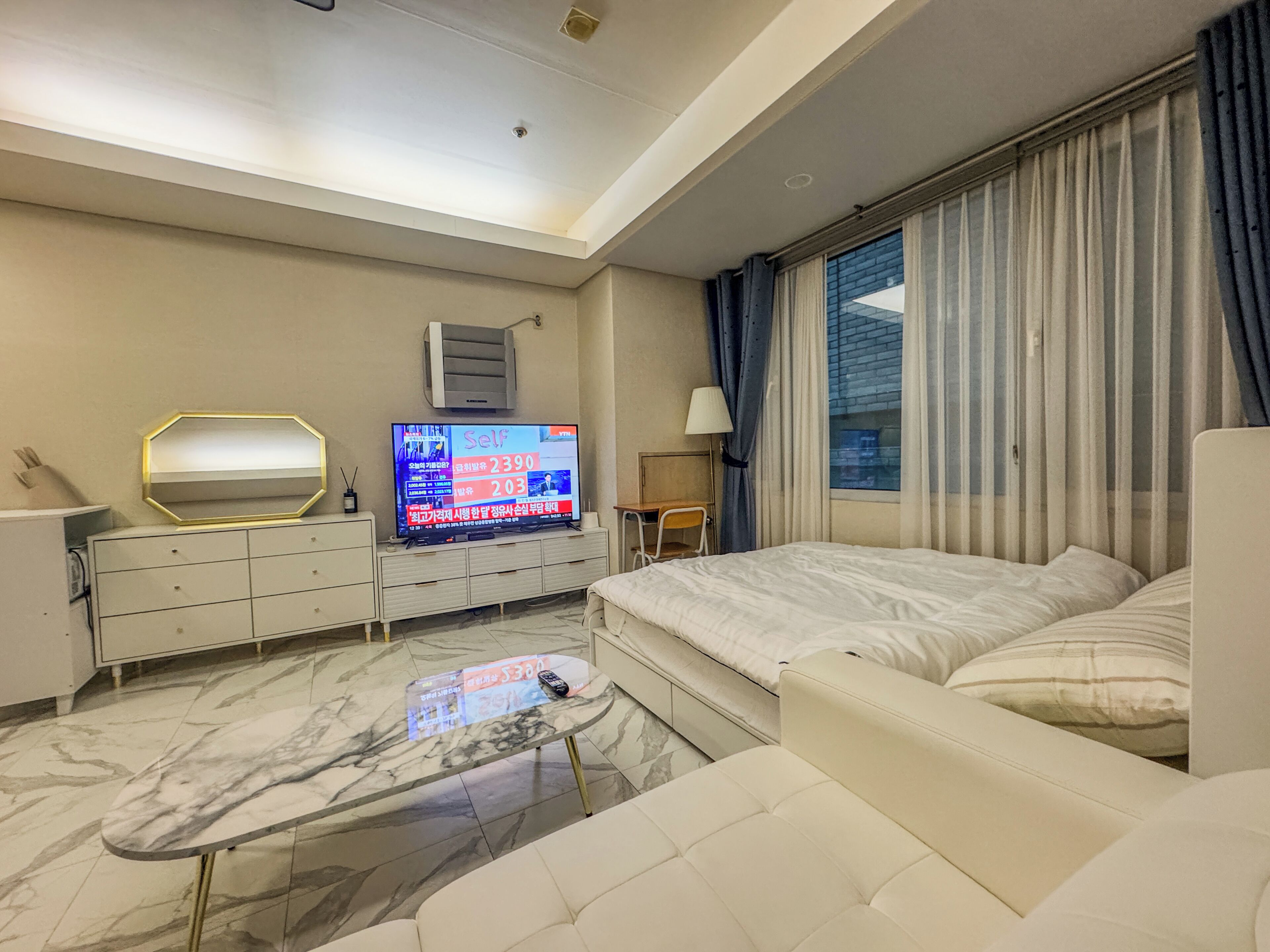 1 室のベッドルーム、WiFi、ベッドシーツ