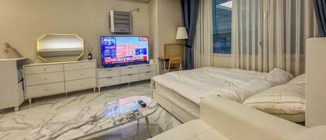 1 bedroom, WiFi, bed sheets