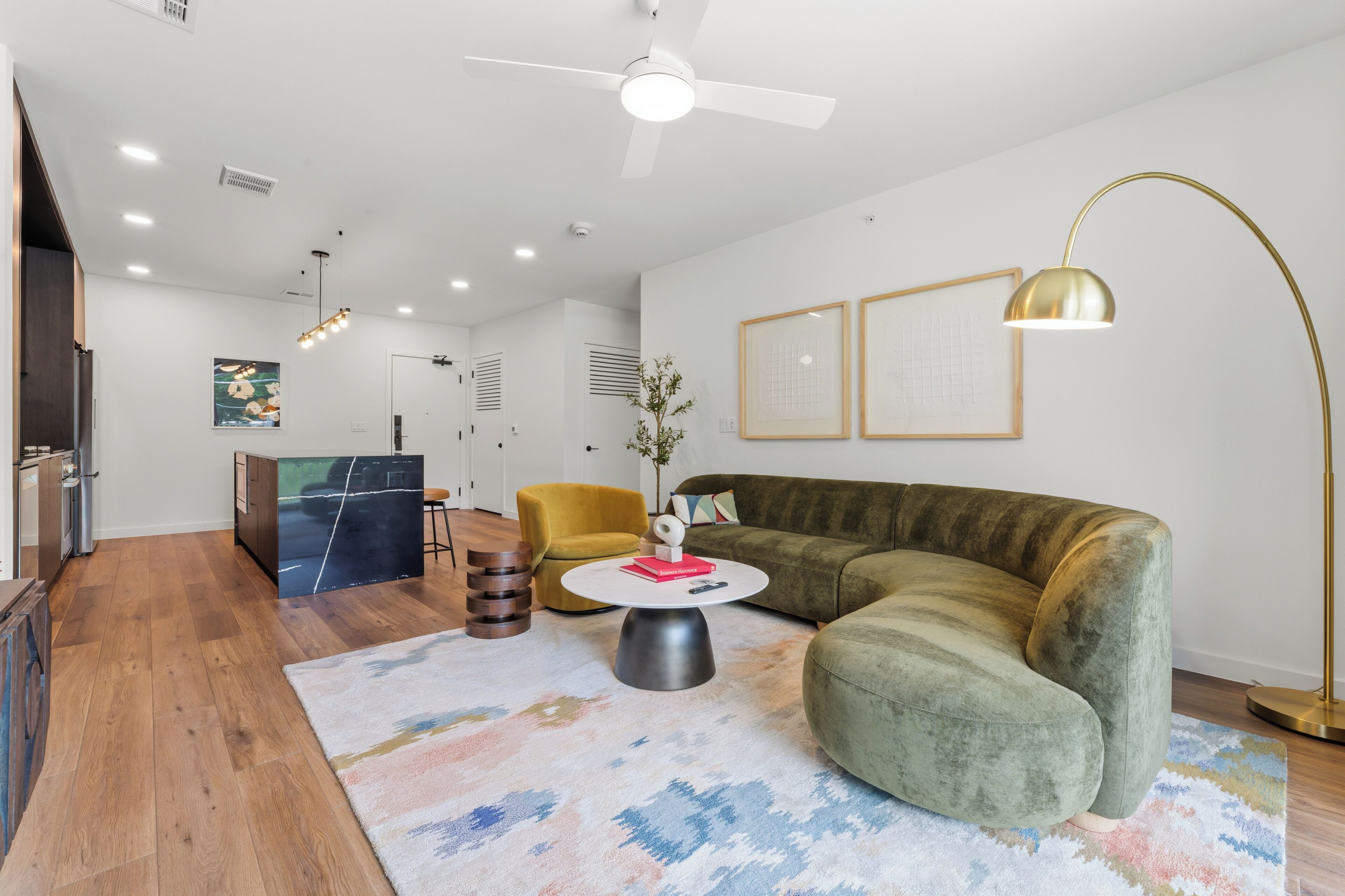 6bdr, Brand New Hotel W/ Pool + Rooftop | The Code By Avantstay - Austin