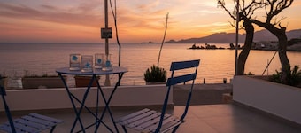 Stay in Charaki Facing the Sea