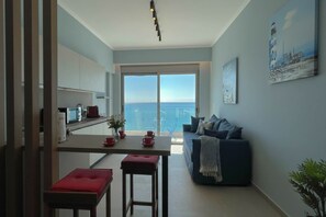 Interior - Waterfront Stay in Charaki (Charaki)