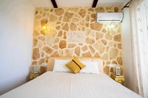 Studio cơ bản, ban công | Két bảo mật tại phòng, bàn ủi/dụng cụ ủi quần áo 