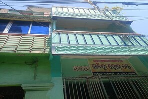 Exterior detail - Sabitri Homestay (Puri)