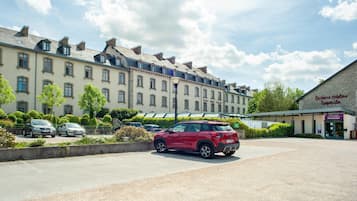 Holiday Park Facilities and Services