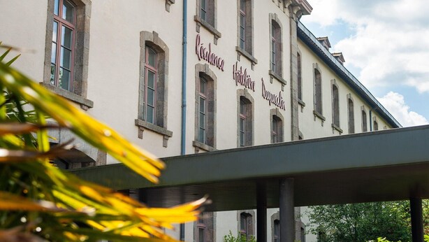 Exterior - Retreat, Heated Pool & 2 Beds (Dinan)