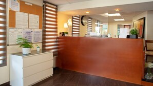 Lobby - Retreat, Heated Pool & 2 Beds (Dinan)