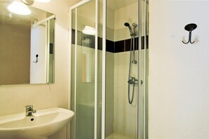 Shower - Duplex Apartment for 9 in La Foux d’Allos (Allos)