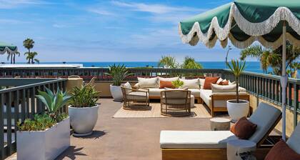 Boutique Stay near Beach | Pool + Spa + Rooftop Ocean Views | Walk to Dining
