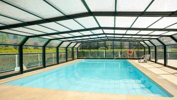 Holiday Home Swimming Pool
