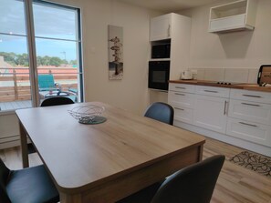 Dining - Spacious apartment with terrace (Saint-Jean-de-Monts)