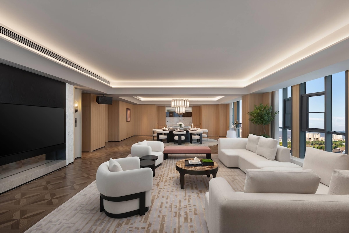 Presidential Suite, Multiple Beds, Non Smoking